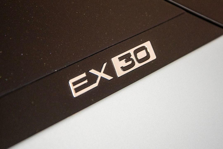 2024 MY25 Volvo EX30  Twin Motor Performance Ultra SUV Image 13