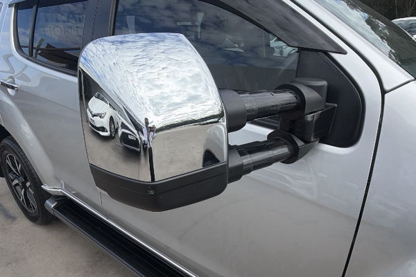 2021 Isuzu MU-X RJ LS-T SUV Image 23