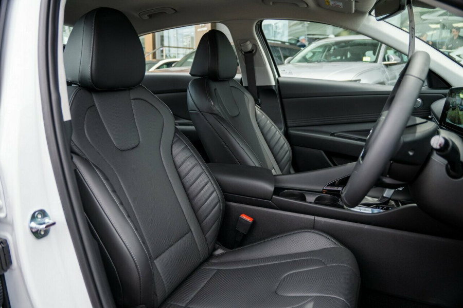 2024 MY25 Hyundai i30 CN7.V2 Elite Hybrid Sedan Image 18