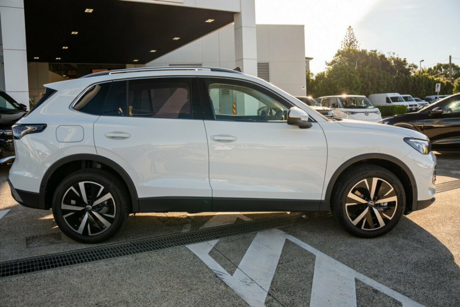 2026 Volkswagen Tiguan CT 150TSI eHybrid Elegance SUV Image 4