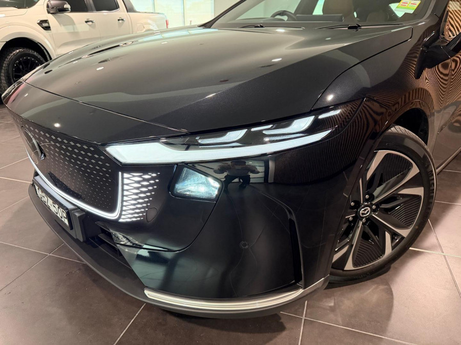 2026 Mazda 6e  Atenza Hatch Image 6