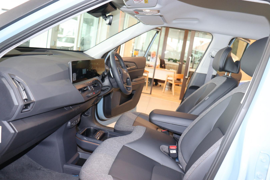 2026 Kia EV5 OVc Air Long Range SUV Image 16