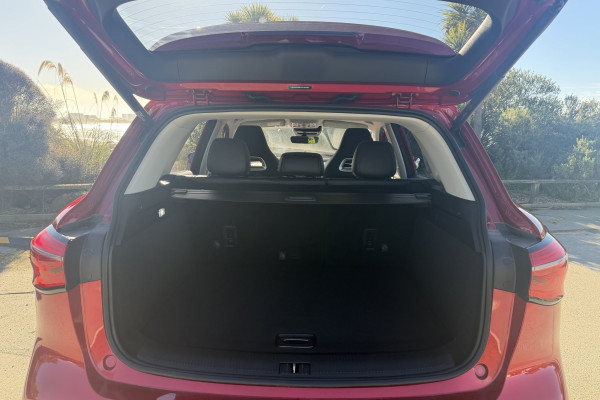 2022 MG HS Essence SUV Image 15