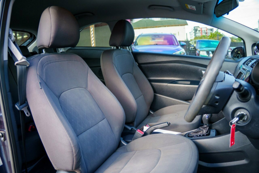 2015 Kia Rio UB S Hatch Image 11