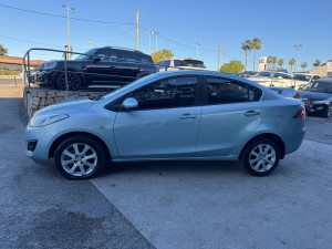 2010 Mazda 2 DE Series 2 Maxx Sedan