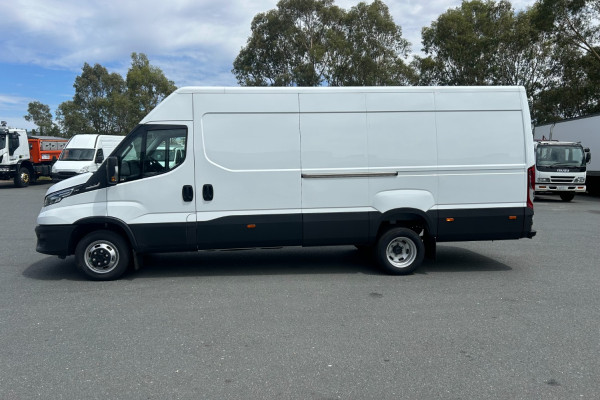 2024 MY22 Iveco Daily E6 Van
