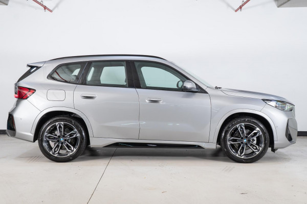 2025 BMW X1 U11 xDrive20i M Sport SUV image 3