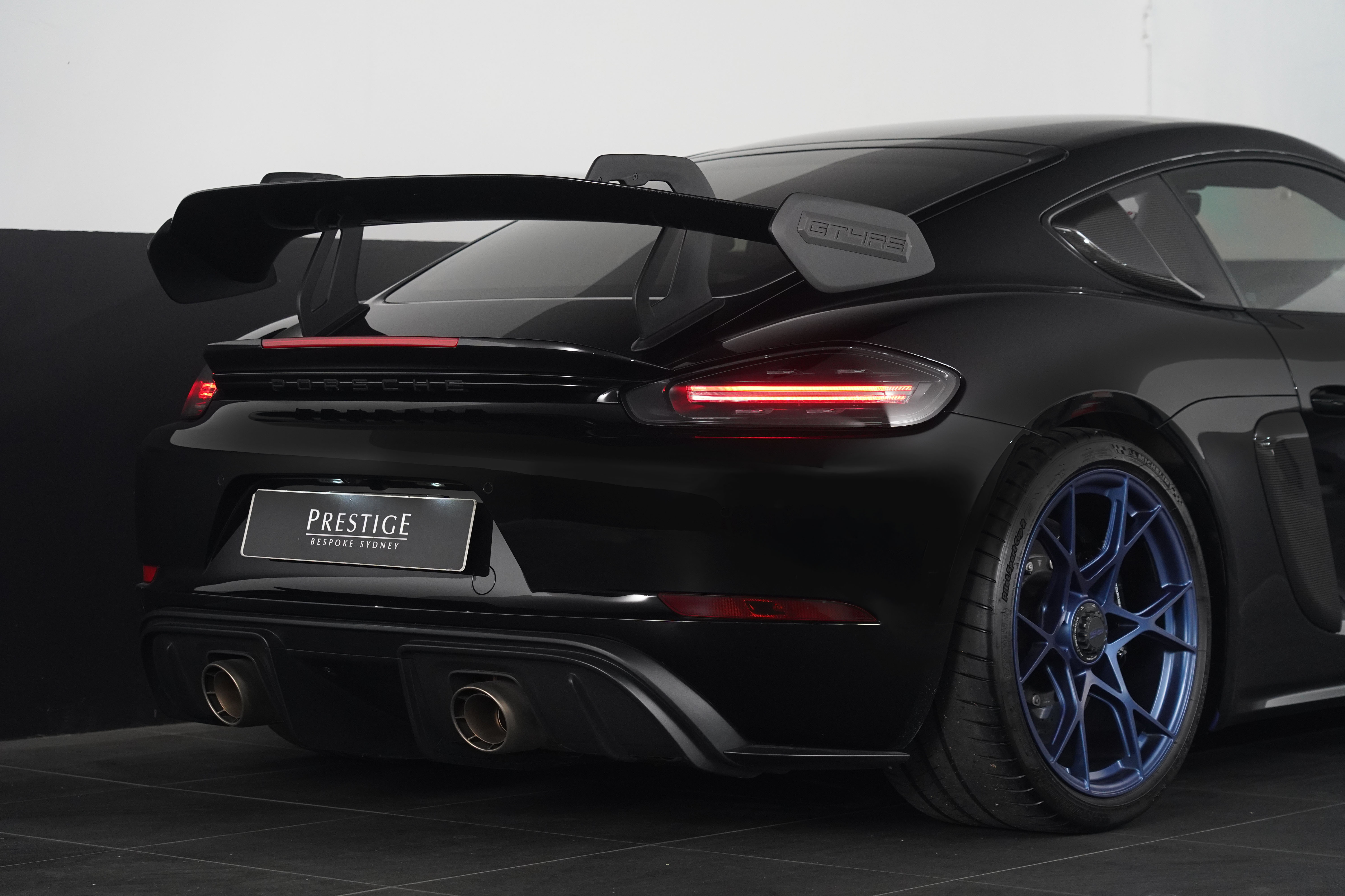 2023 Porsche 718 Cayman GT4 RS Coupe Image 28
