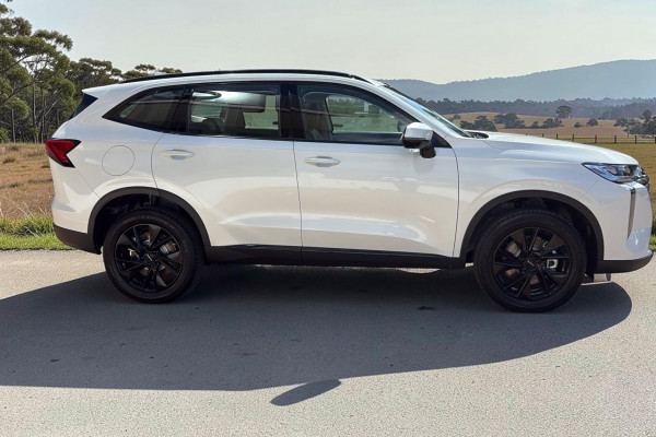 2026 GWM Haval H6 B01 Lux PHEV SUV Image 8