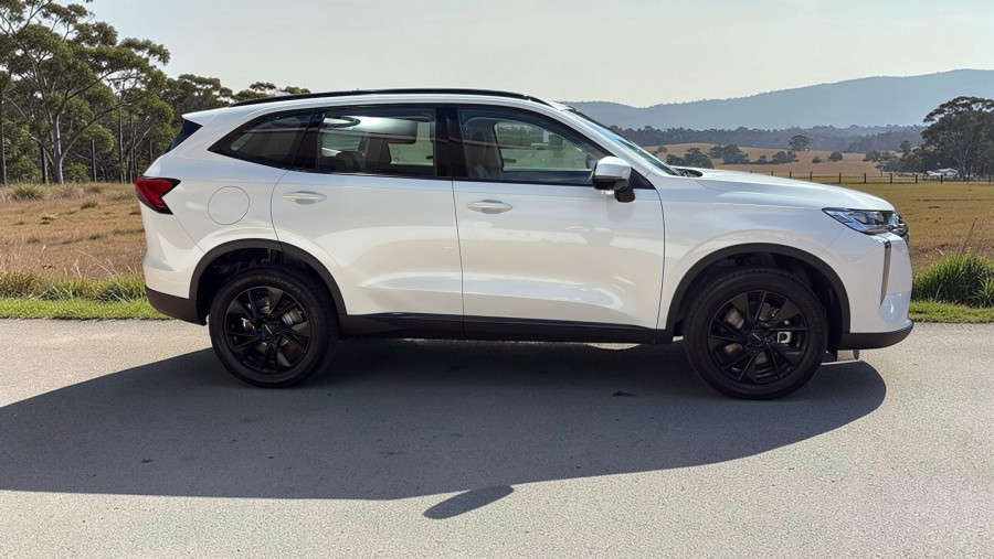 2026 GWM Haval H6 B01 Lux PHEV SUV Image 8
