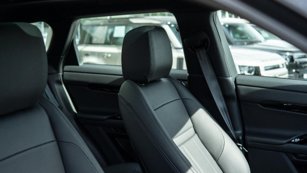 2024 Land Rover Range Rover Evoque L551 HSE SUV image 3
