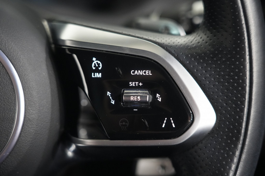 2021 Jaguar E-PACE P250 R-Dynamic S SUV Image 26