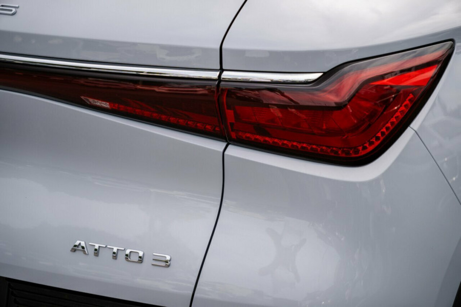 2023 BYD Atto 3 Extended SUV Image 7