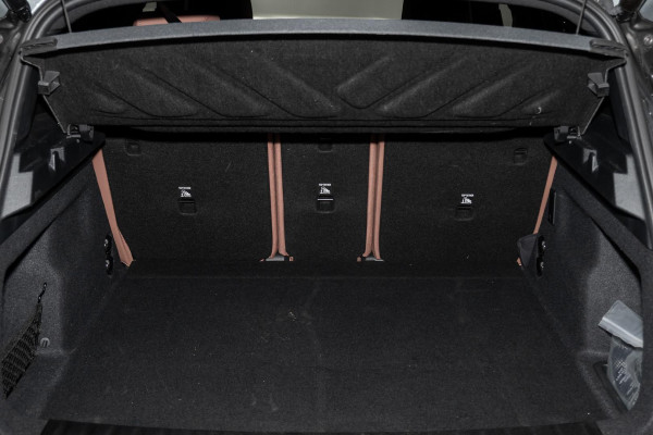 2024 MINI Countryman U25 E Favoured SUV image 17