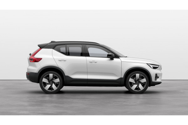2025 Volvo EX40 No Series Ultra Single Motor Extended Range SUV Image 5
