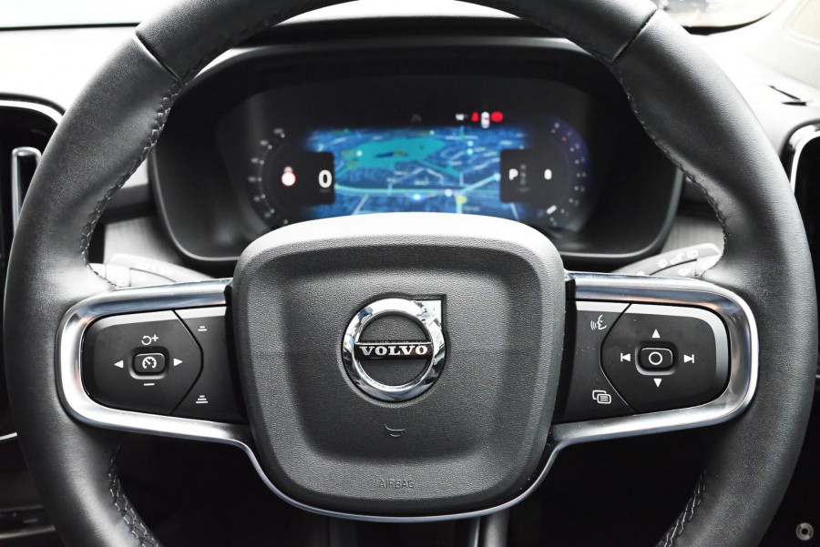 2026 Volvo XC40 XZ Plus B4 SUV Image 13