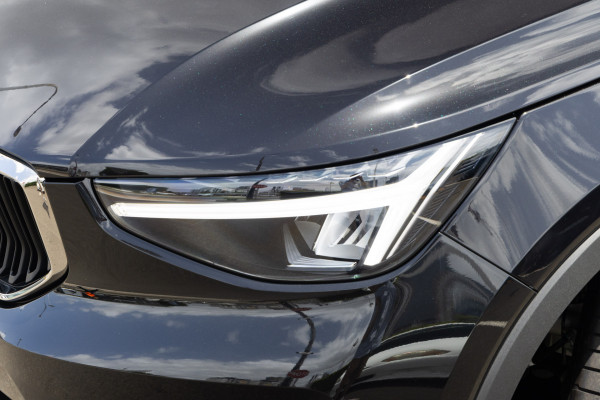 2026 Volvo XC40 XZ Plus B4 SUV image 17
