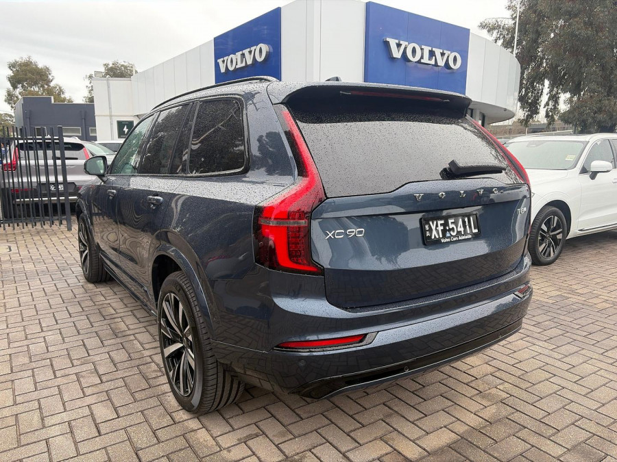 2025 MY26 Volvo XC90 L Series Plus T8 Plug-in Hybrid Dark SUV Image 7