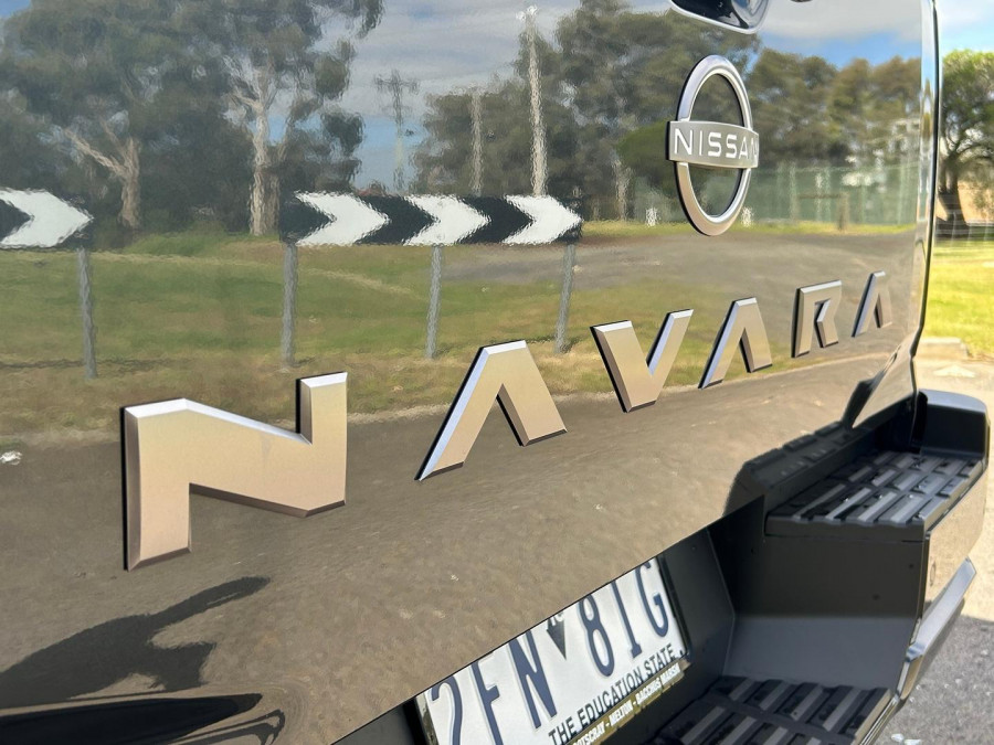 2026 Nissan Navara D27 ST-X Ute Image 9