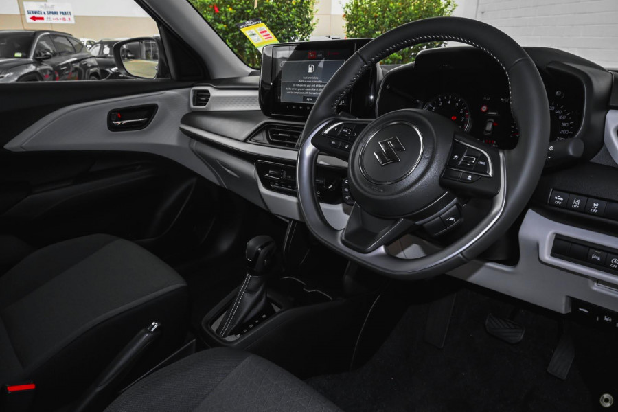 2026 Suzuki Swift UZ Hybrid Plus Hatch Image 6