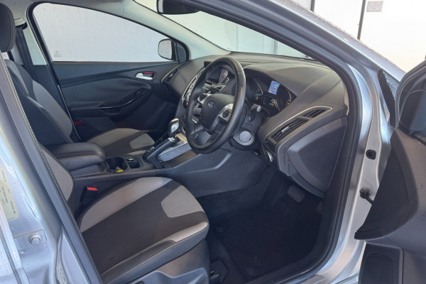 2015 MY14 Ford Focus LW MkII Sport Hatch Image 5