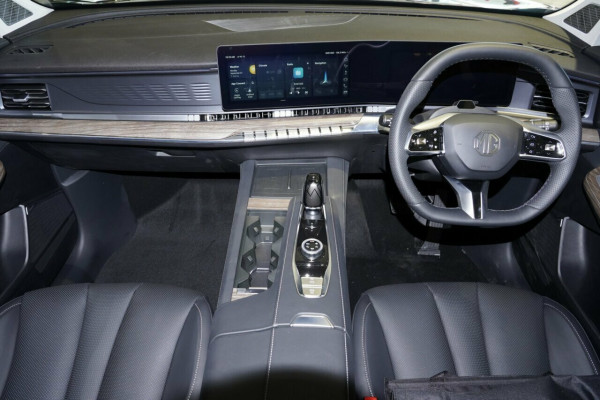 2026 MG QS IS31 Essence SUV Image 5