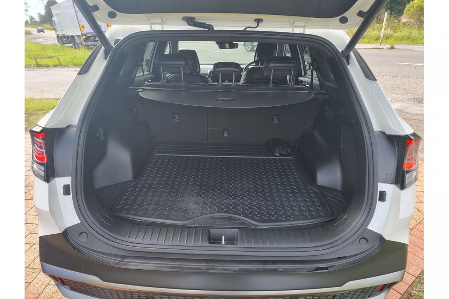 2022 Kia Sportage NQ5 GT-Line SUV Image 9