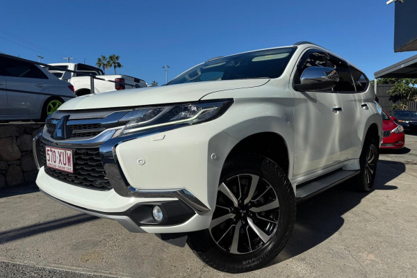 2017 Mitsubishi Pajero Sport QE Exceed SUV Image 2