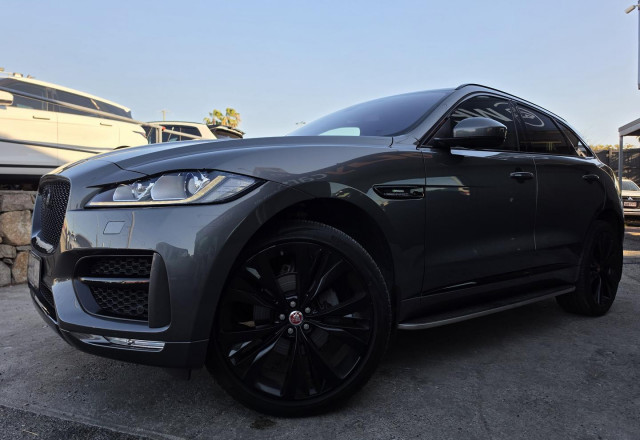 2017 MY18 Jaguar F-PACE X761 25t R-Sport SUV
