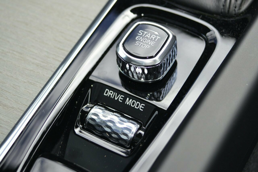 2019 MY20 Volvo S60 Z Series T5 Inscription Sedan Image 14