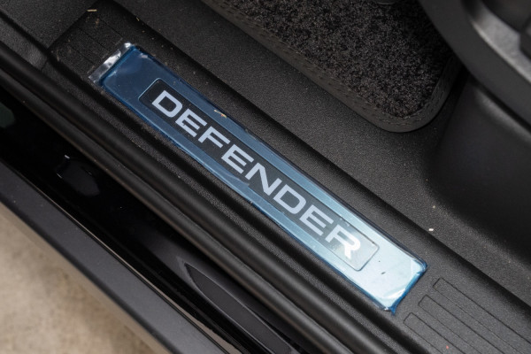 2026 Land Rover Defender L663 110 D350 X-Dynamic HSE SUV image 20