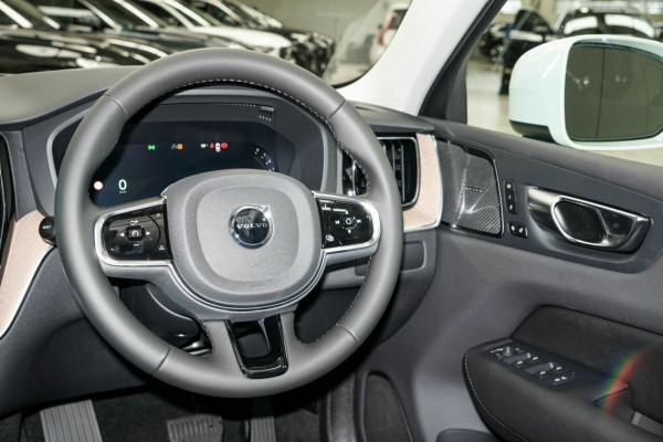 2026 Volvo XC60 UZ Plus B5 Bright SUV Image 6