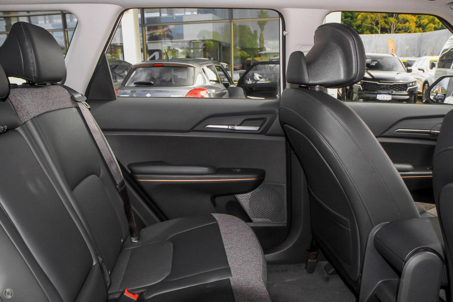2026 Kia EV5 OVc Air Standard Range SUV Image 8