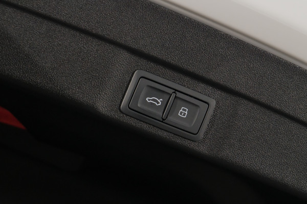 2025 Audi A5 B10 TFSI 200kW S line Sedan image 17