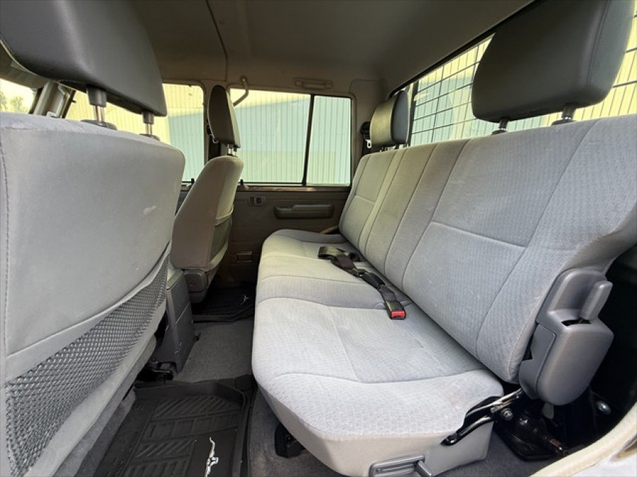 2022 Toyota LandCruiser VDJ79R GXL Cab Chassis Image 13