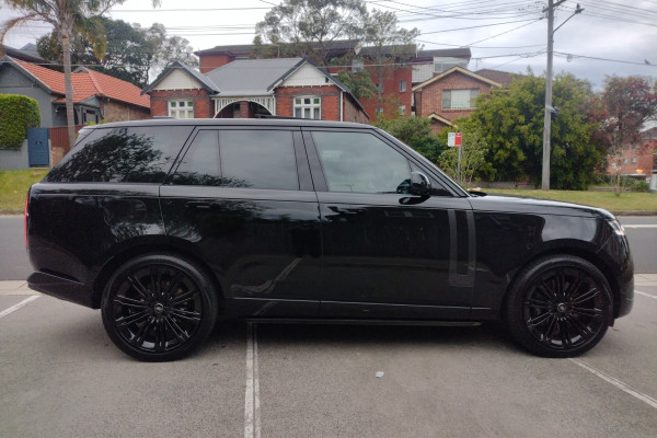 2023 Land Rover Range Rover L460 P530 Autobiography SUV