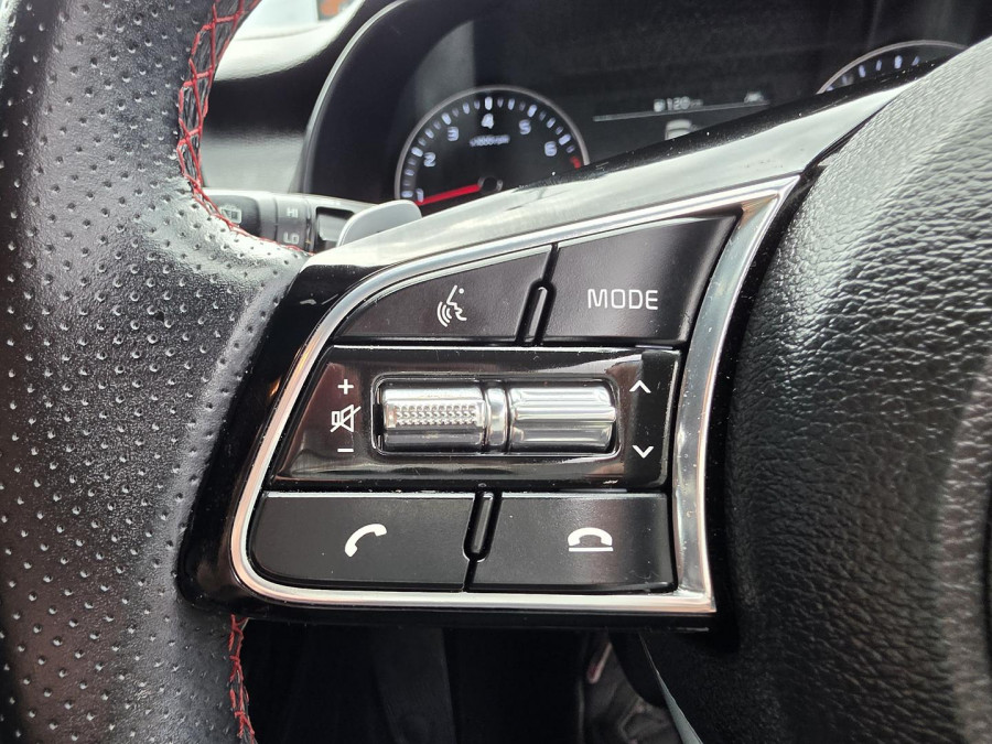 2020 Kia Cerato BD GT Hatch Image 25