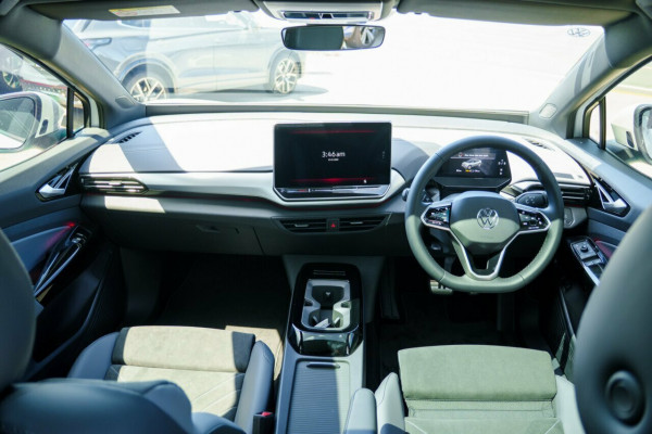 2025 Volkswagen ID. 5 E2 Pro SUV Image 15