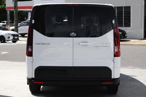 2024 LDV Deliver 7   Van