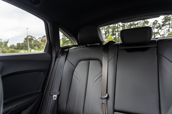 2025 Audi A5 B10 e-hybrid S-Line Hatch image 20