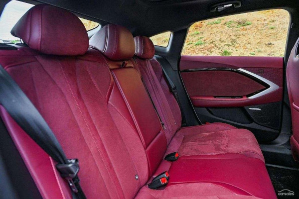 2025 MG MG7 IP42 Essence Sedan Image 9
