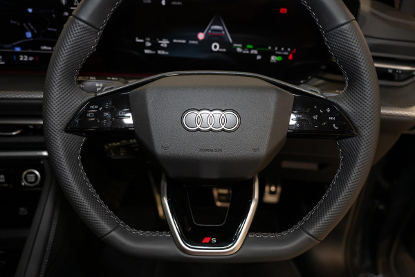 2026 Audi Q5 e-hybrid 270kW SUV image 11
