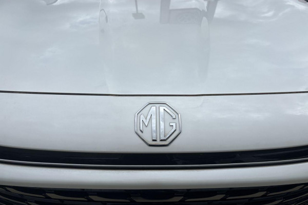 2025 MG HS AS33H Essence Hybrid+ SUV Image 11