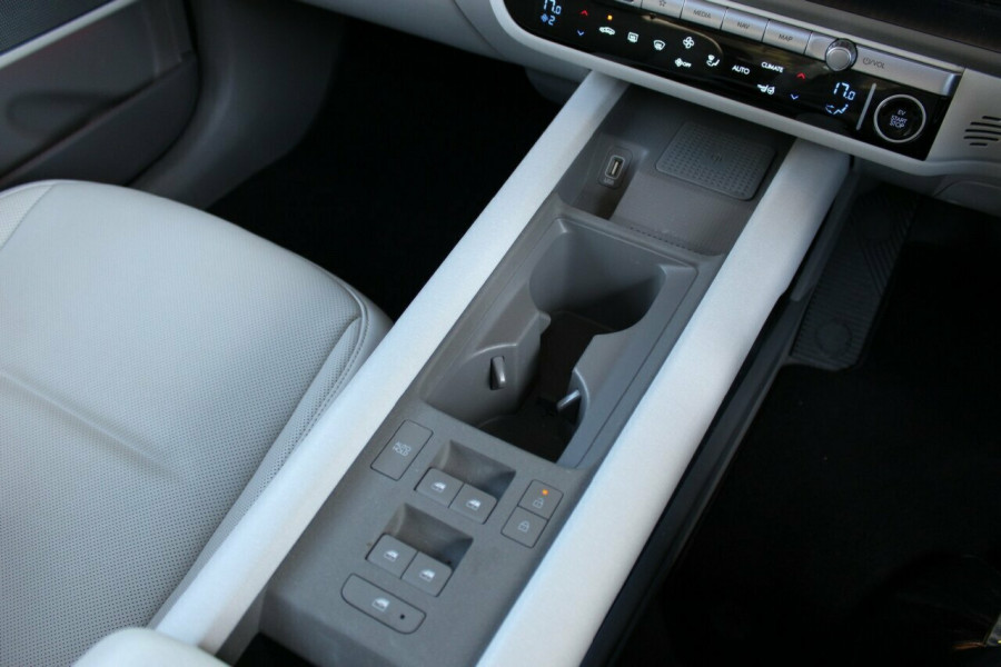 2023 Hyundai IONIQ 6 CE.V1 Epiq Sedan Image 19
