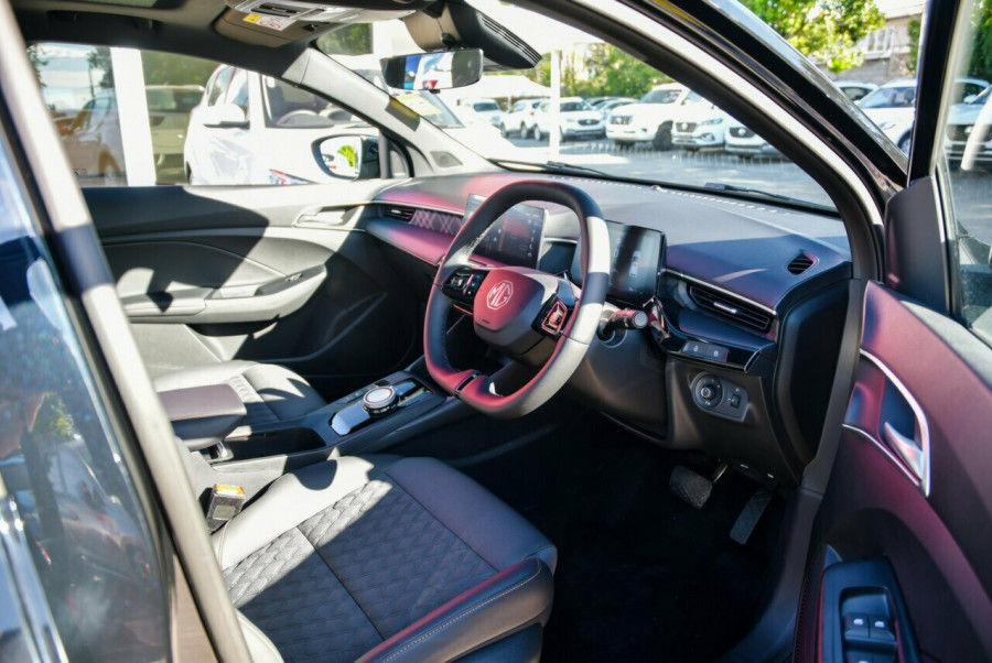 2024 MY24.5 MG MG3 ZP22 Essence Hybrid+ Hatch Image 15