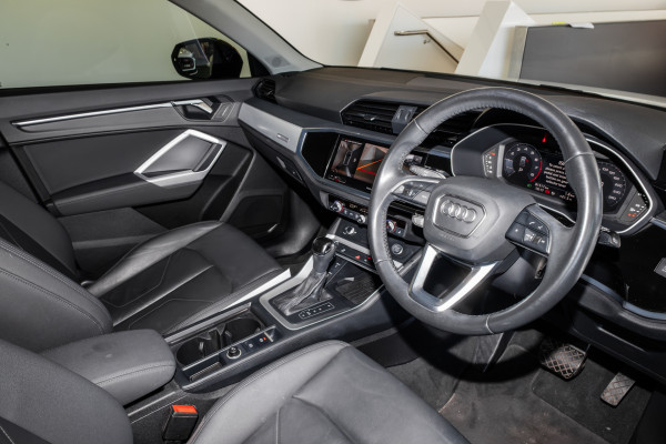 2020 Audi Q3 F3 35 TFSI Launch Edition SUV image 7