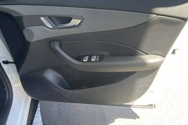 2025 MG MGS5 EV ZS3EM Essence 49 SUV Image 15