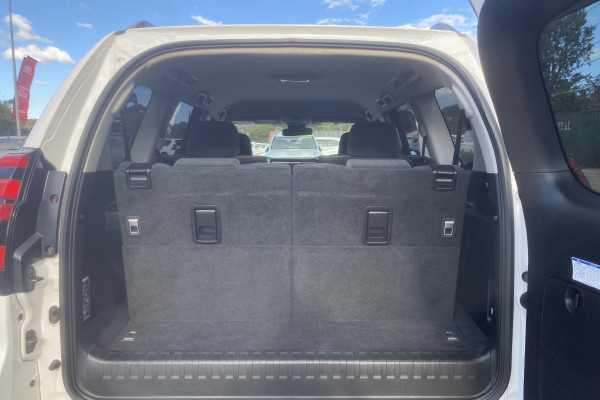 2018 Toyota LandCruiser Prado GDJ150R GXL SUV Image 20