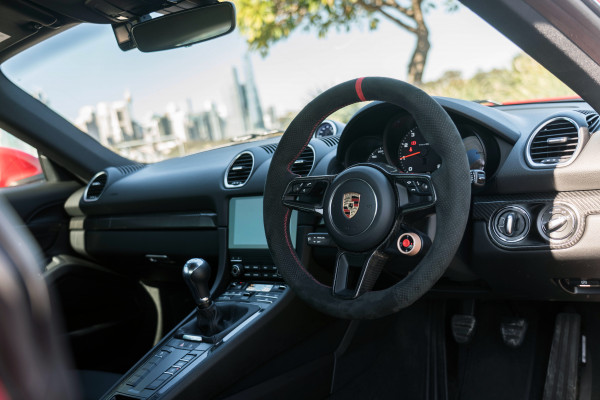 2024 Porsche 718 Cayman Coupe Image 13
