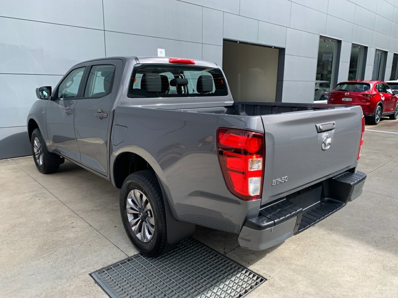 2025 MY24 Mazda BT-50 TF XT Ute Image 4